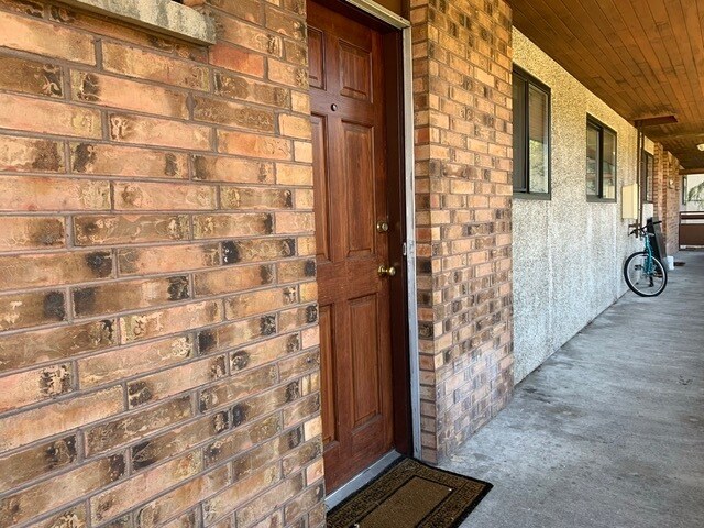 Primary Photo - 3047 24th Ave W