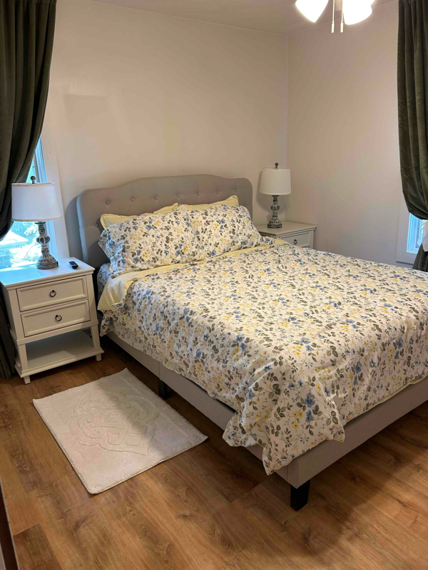 Foto principal - 147 S Rocky River Dr