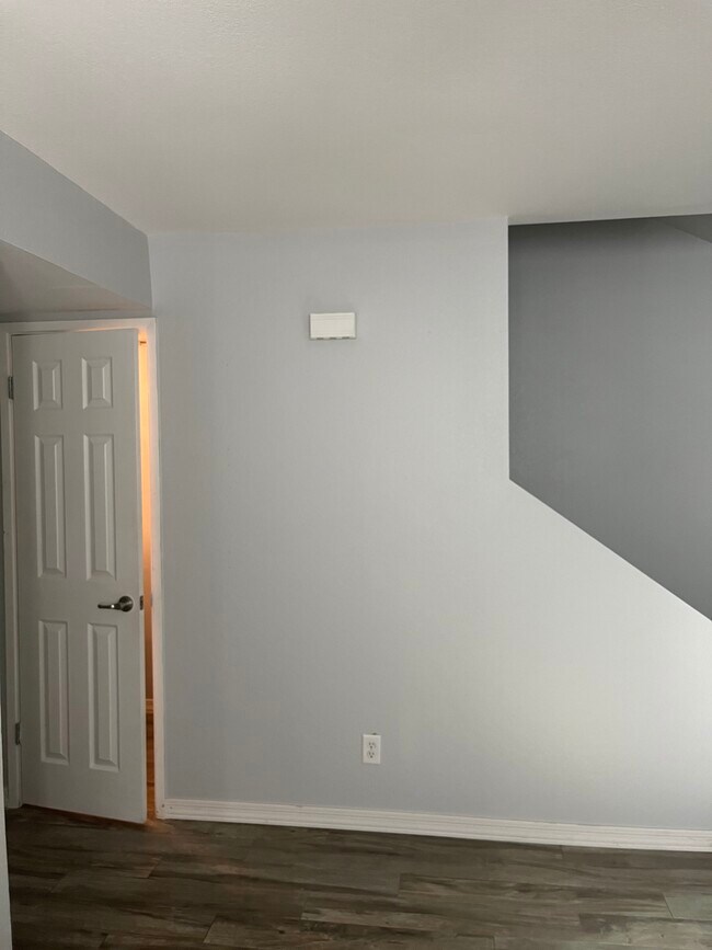 Foto del edificio - 1230 N 85th Plz