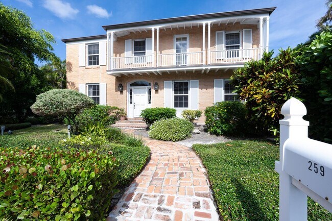 Foto del edificio - 259 Queens Ln