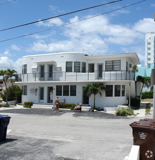 Foto del edificio - 325 Roosevelt St