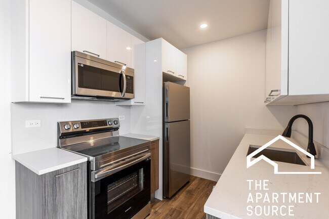 Photo - 941 W Carmen Ave Apartment