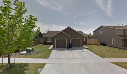 Building Photo - 2967 NE Stanton Ave