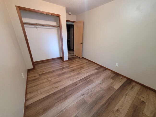 Foto del edificio - 517 16th St S