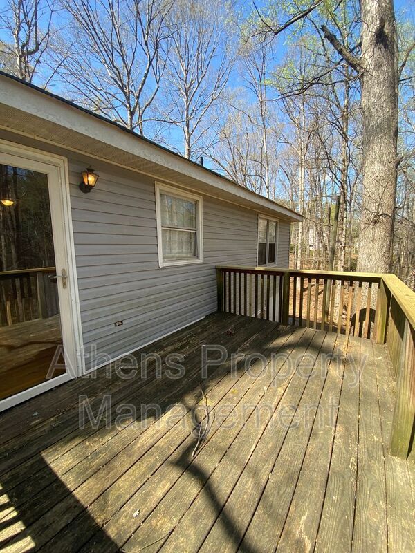Building Photo - 1341 Bouldercrest Cir