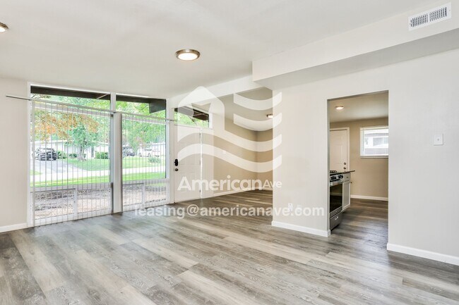 Foto del edificio - 830 St Anthony Ln