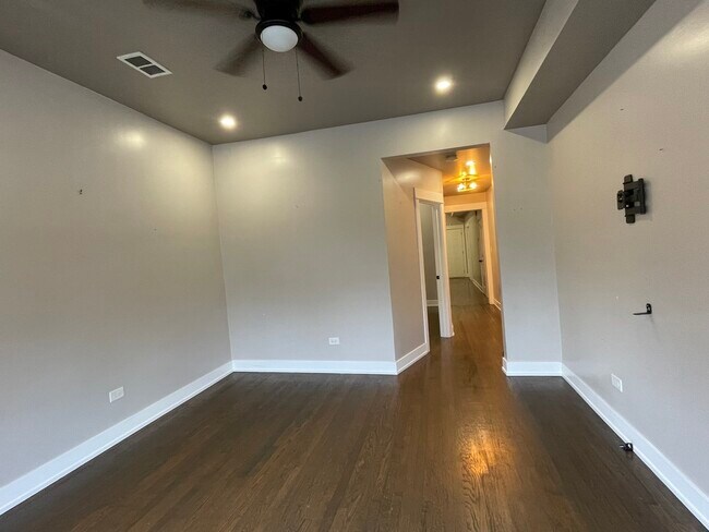 Foto del edificio - 1428 S Central Park Ave