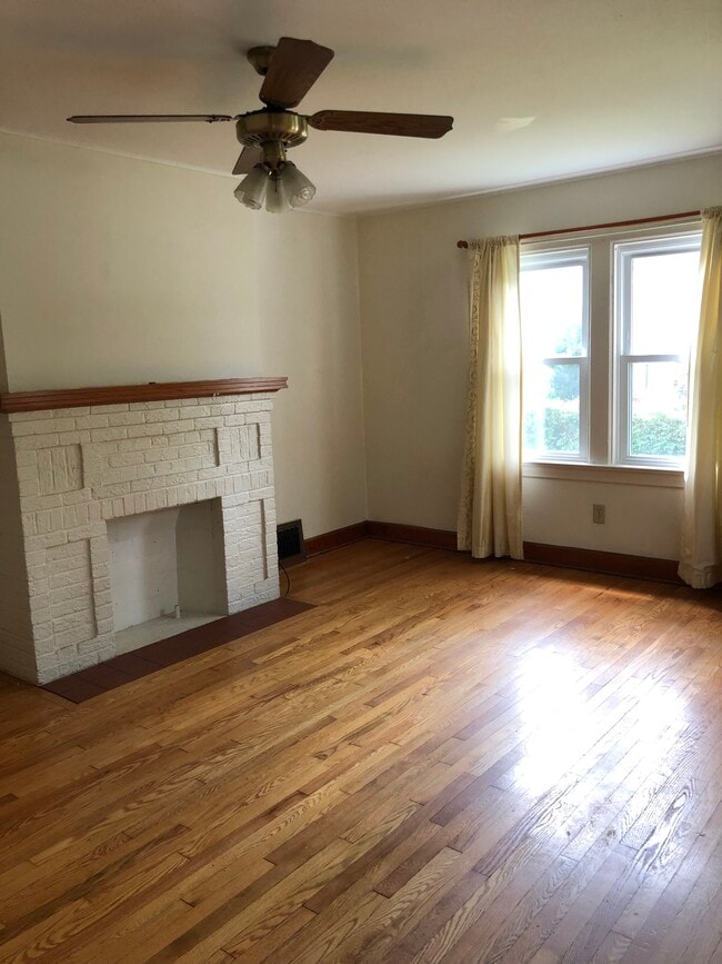 living room - 3817 W 10th St