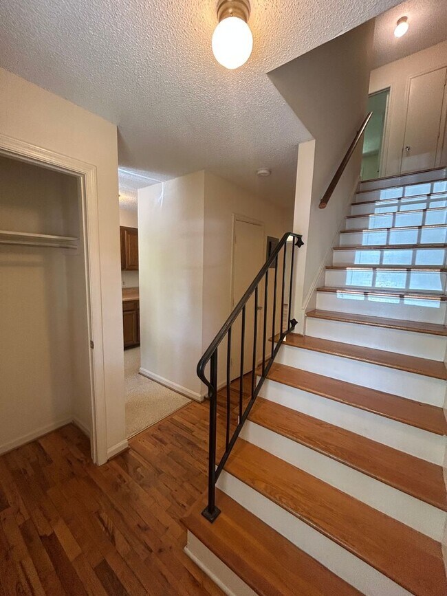 Foto del edificio - Townhome in the heart of Carrboro! First M...