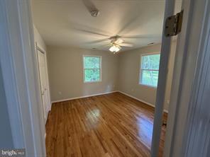 Foto del edificio - 221 Llewelyn Ln