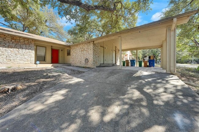 Building Photo - 5401 Brompton Cir