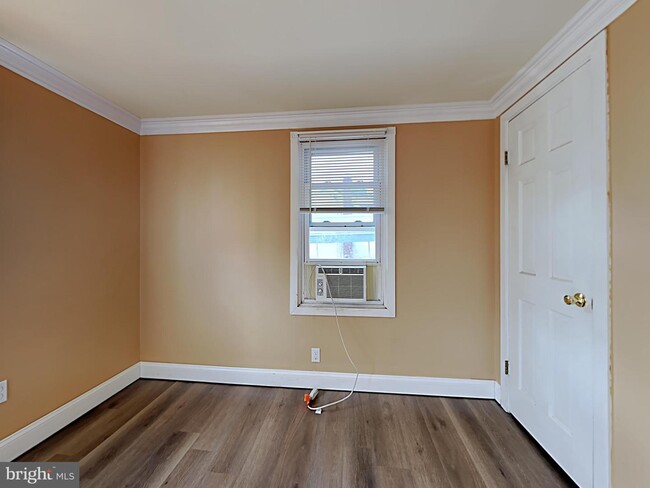 Building Photo - 105 Springhouse Rd