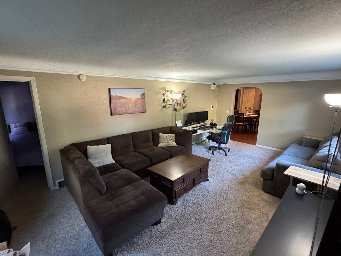 Large Living Room - 1542 3rd Ave