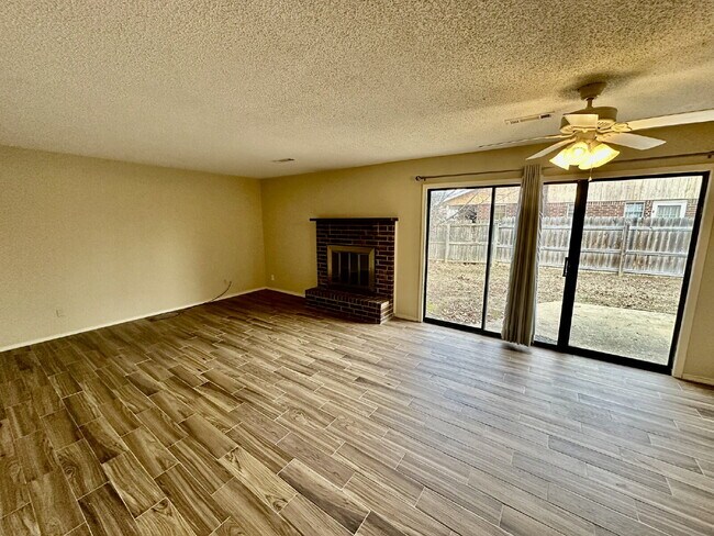 Foto del edificio - 3507 W Beechwood Dr