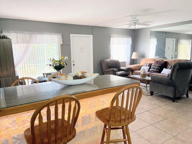 Foto del edificio - 5839 La Pinata Blvd