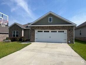 Building Photo - 645 Valley Stream Dr