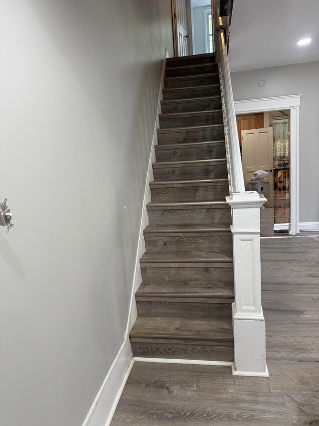 Building Photo - 130 Wyoming St