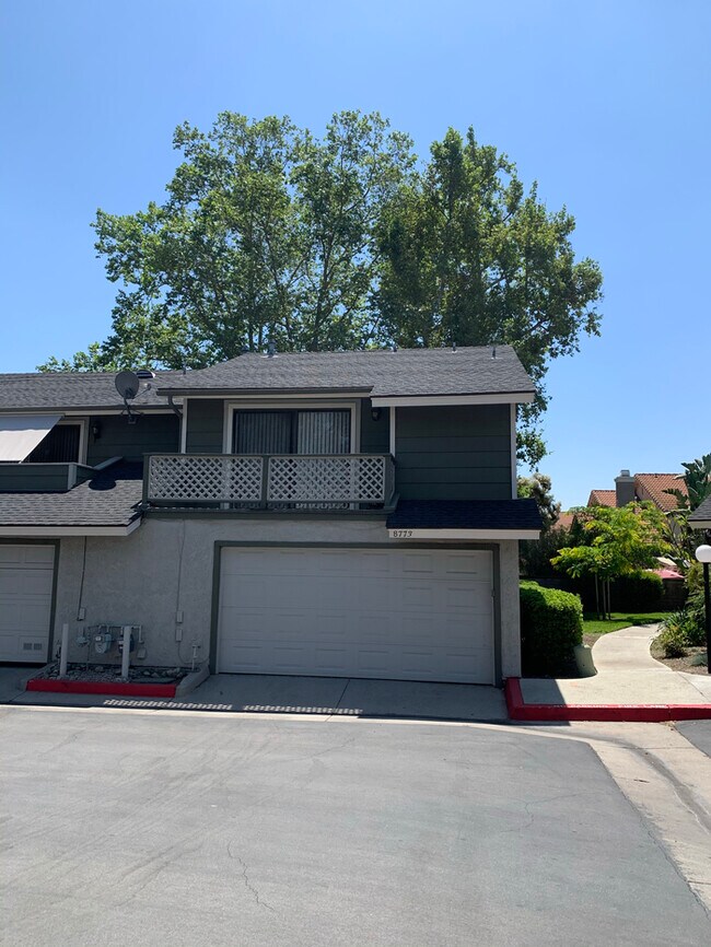 Building Photo - REDUCED!  Orchard Meadows Condo