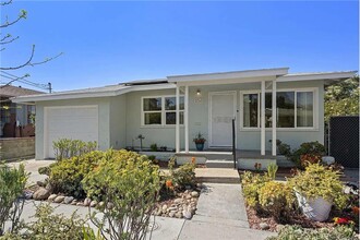 Building Photo - 2762 Ridge View Dr