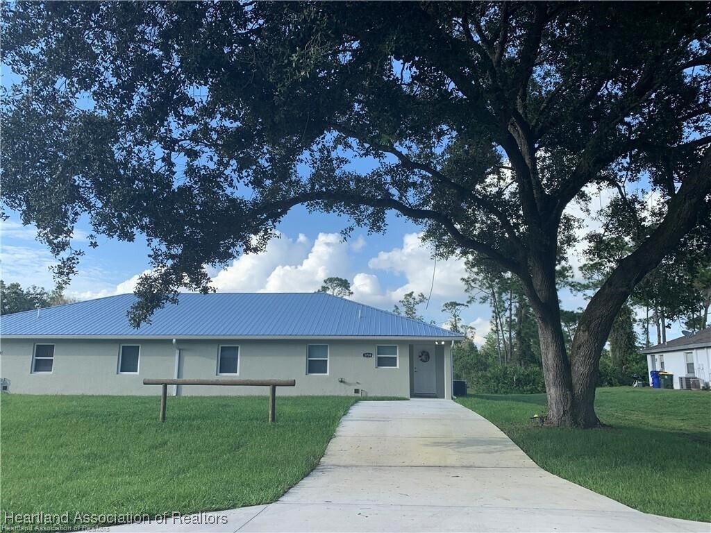 Foto principal - 3704 Skipper Rd