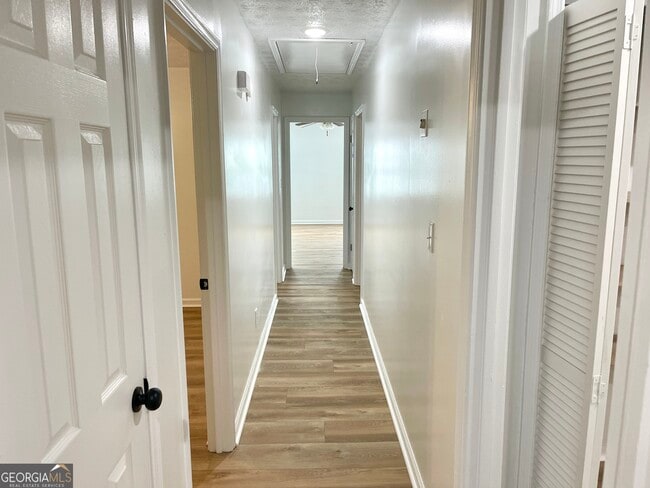 Foto del edificio - 165 Fieldstone Dr