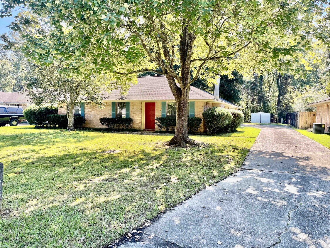 Photo - 17042 Appomattox Ave (Baton Rouge, LA)