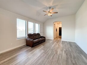 Building Photo - 3205 Cornflower Coast Ct