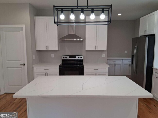 Foto del edificio - 3185 Tackett Rd