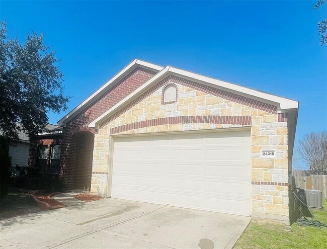 Foto del edificio - 24318 Courtland Oaks St