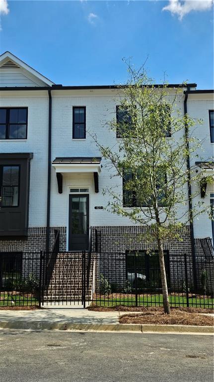Primary Photo - 627 Millcroft Blvd