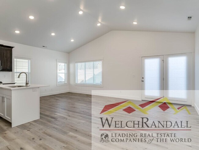 Building Photo - 2 Bedroom 2 Bath 2020 single family home "...