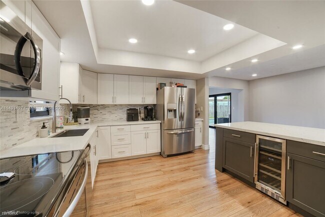 Foto del edificio - 3 br, 2 bath House - 11941 NW 23rd St