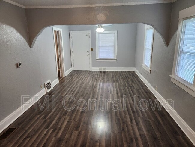 Building Photo - 1806 Jefferson Ave