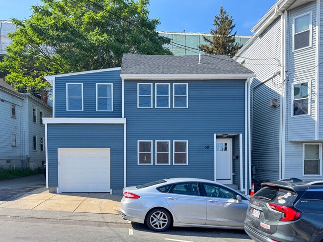 Building Photo - 58 Chestnut St