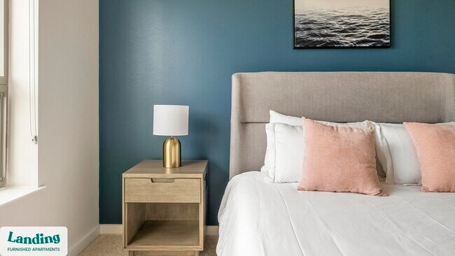 Building Photo - 825 Usener St