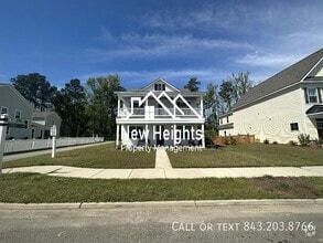Building Photo - 237 Oak View Way