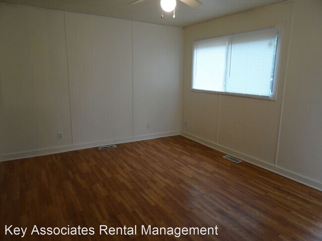 Foto del edificio - 3 br, 1 bath House - 3307 SE Kellam CT