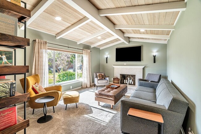 Photo - Stylish & Comfort Home in Prime San Jose Location