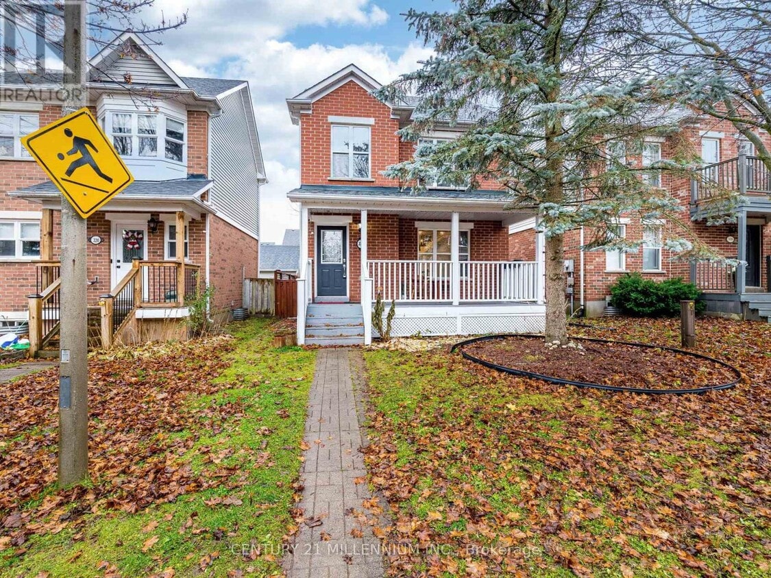 Primary Photo - 318 Elderberry St