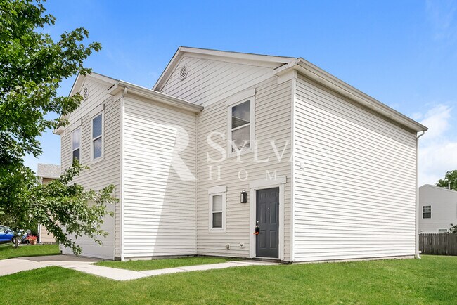 Building Photo - Your dream home awaits