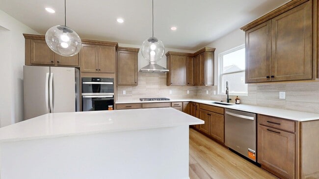 Building Photo - 826 Kuss Dr