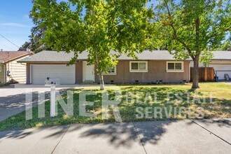 Building Photo - 6128 Mariposa Ave