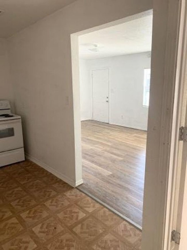 Building Photo - 4 Bedroom Home in East Arlington!
