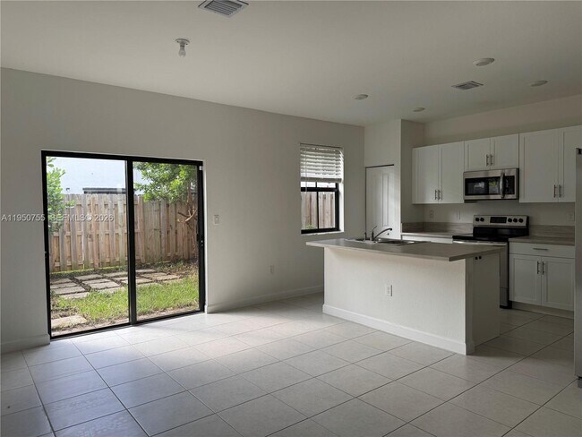 Foto del edificio - 11920 SW 244 Ln