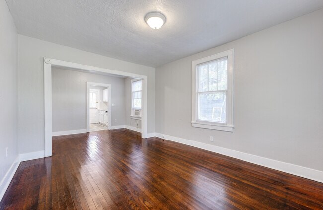 Building Photo - 2612 Wye Ln