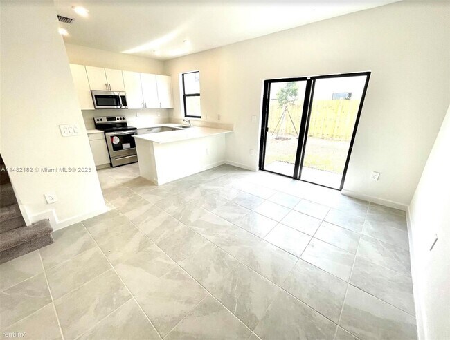 Foto del edificio - 3 br, 2.5 bath House - 11858 SW 246th Ln