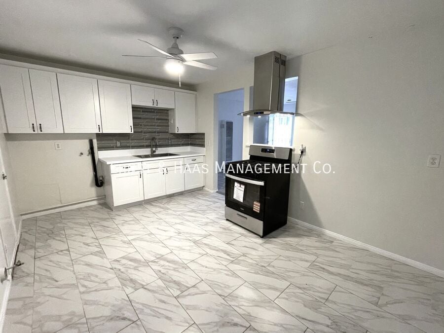 Photo - 6959 N Atlantic Pl.-