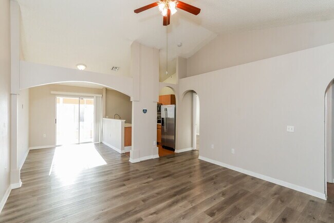 Foto del edificio - 6215 Cannoli Pl