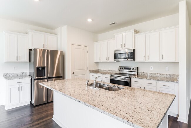 Building Photo - 5611 Timber Leaf Lp