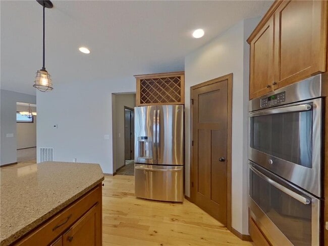 Foto del edificio - 1133 Rosemary Ln